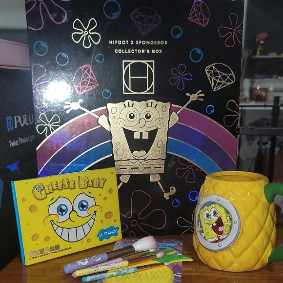 HipDot x SpongeBob Collector's Box - Multicolor - Picture 1 of 8